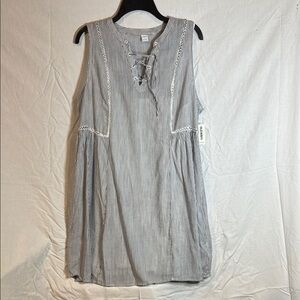 Old Navy Blue and White Sleeveless Scoop Neck Sundress